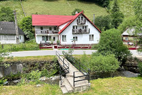 Căsuţa de lângă Pădure Moeciu