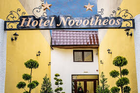 Hotel Novotheos Oradea