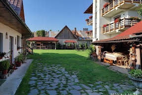 La Conacul Vesel Maramures