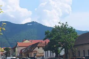 Middle House Brasov