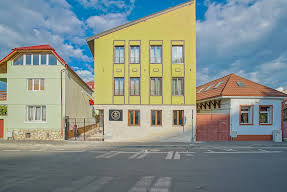 Monarch House Brasov