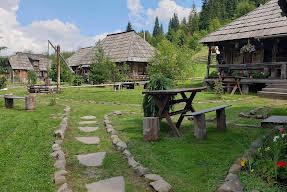 Satul Bucovinean Bucovina