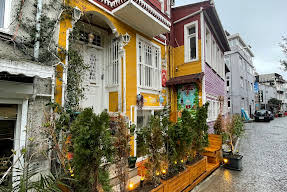 The Local – Hostel & Guesthouse Istanbul